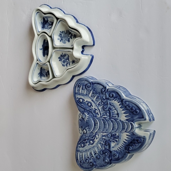 Chinese Blue White Porcelain Butterfly Moth Box Sweet Meat Tray Set - Picture 2 of 9